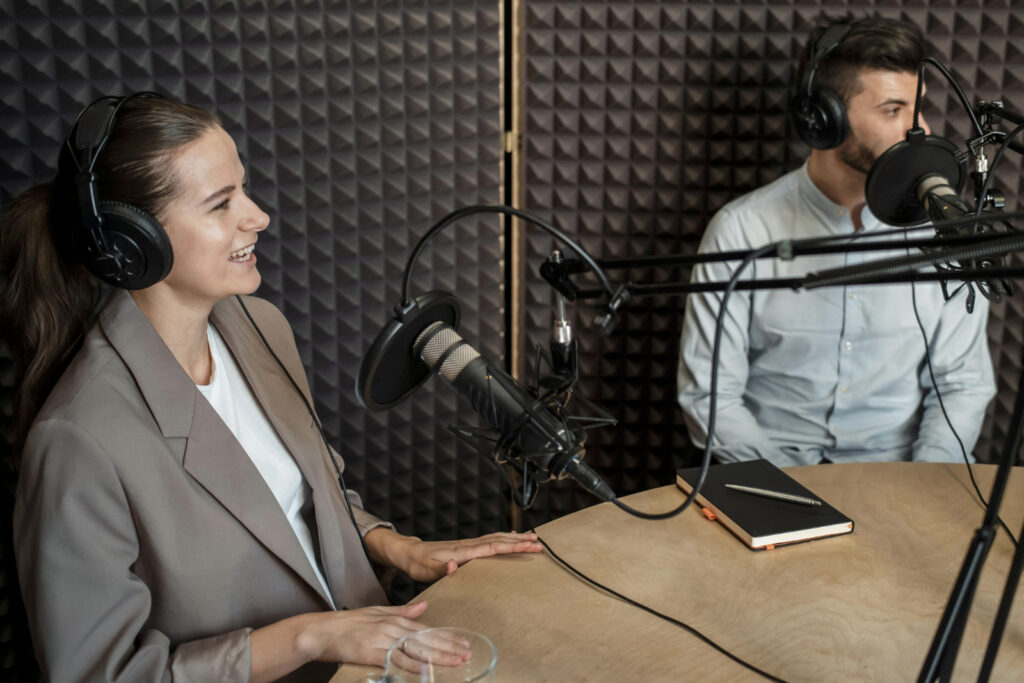 Ile kosztuje nagranie podcastu firmowego w 2026 roku?
